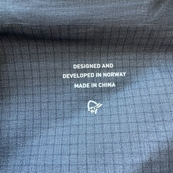 Norrona Lofoten Gore Tex Pro Jacket - Picture 2 of 3